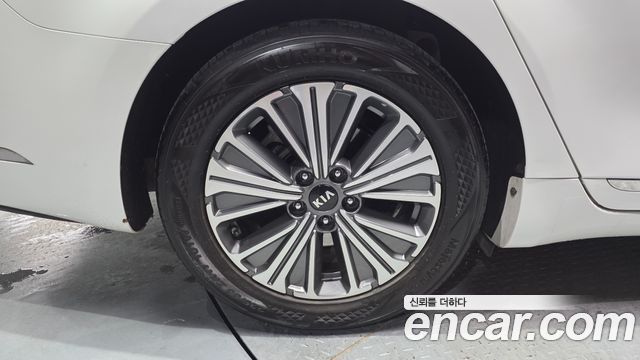 Kia K7 из Кореи Encar
