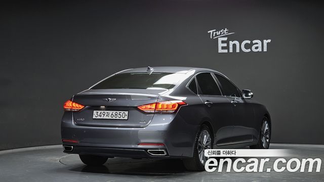 Hyundai Genesis из Кореи Encar