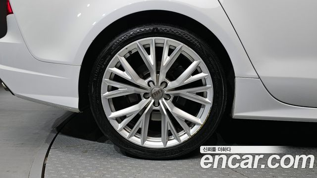 Audi A7 из Кореи Encar