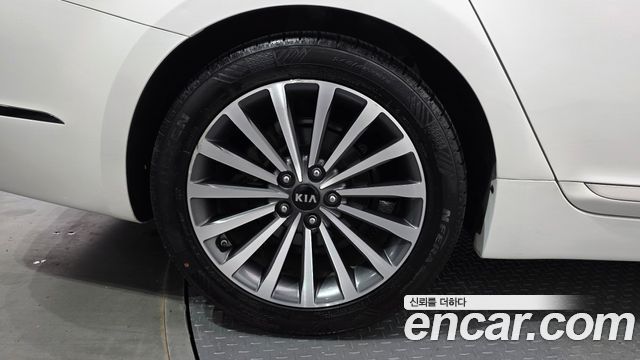 Kia K7 из Кореи Encar