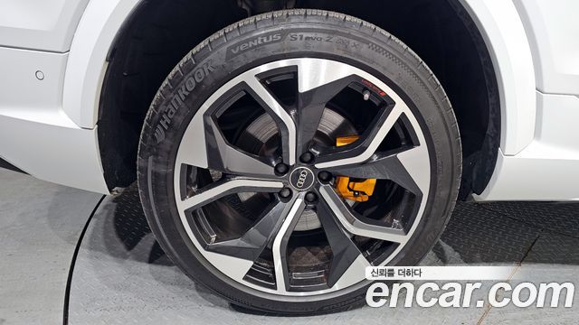 Audi e-tron из Кореи Encar