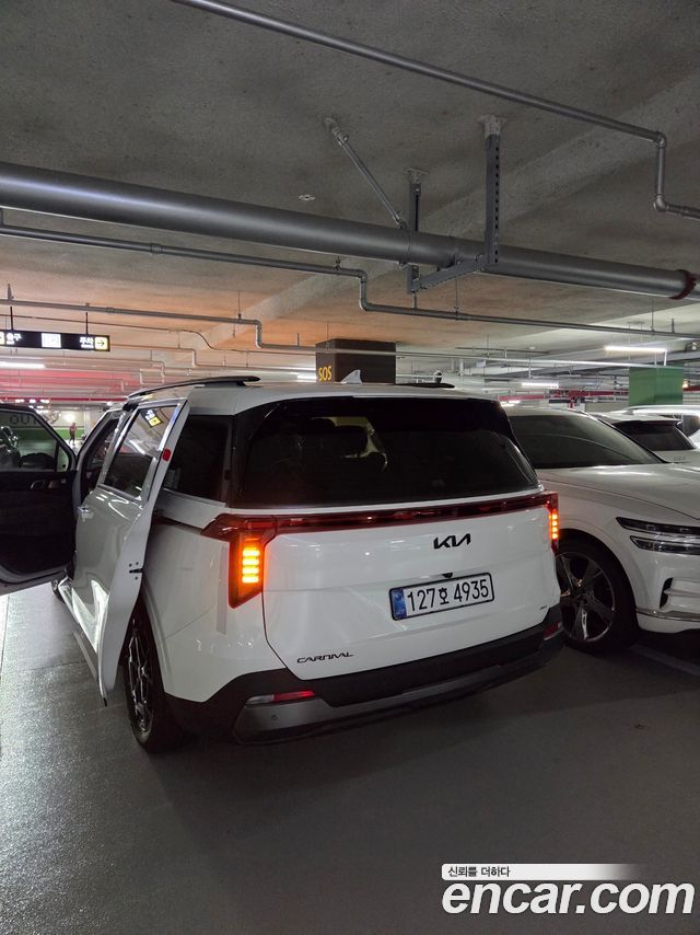 Kia Carnival из Кореи Encar