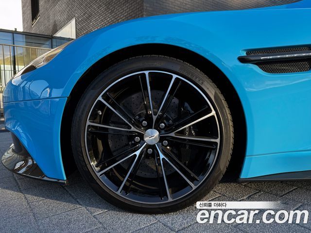 Astonmartin Vanquish 6.0 V12 Coupe 2nd — пробег 35 500 км