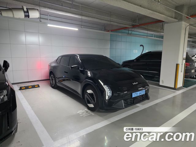 Kia EV4 из Кореи Encar