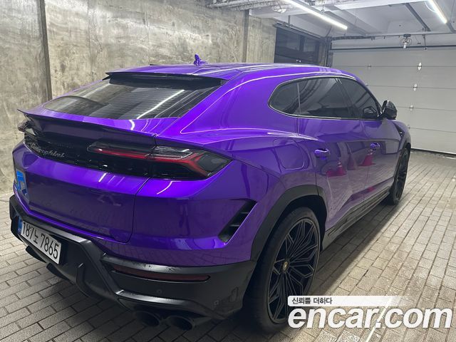 Lamborghini Urus из Кореи Encar