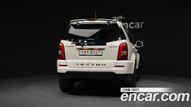 Ssangyong Rexton из Кореи Encar