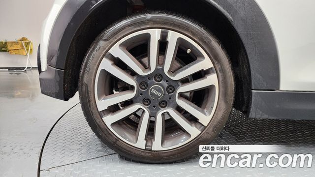 Mini Cooper Classic Third Generation — пробег 13 158 км — фото 5 из 5