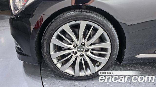 Hyundai Genesis из Кореи Encar