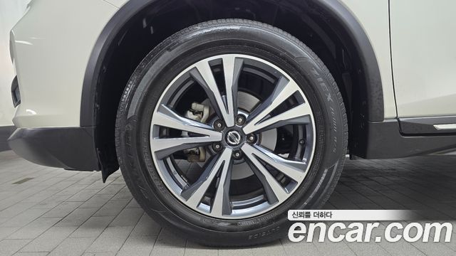 Nissan X-Trail 2.5 4WD — пробег 73 169 км