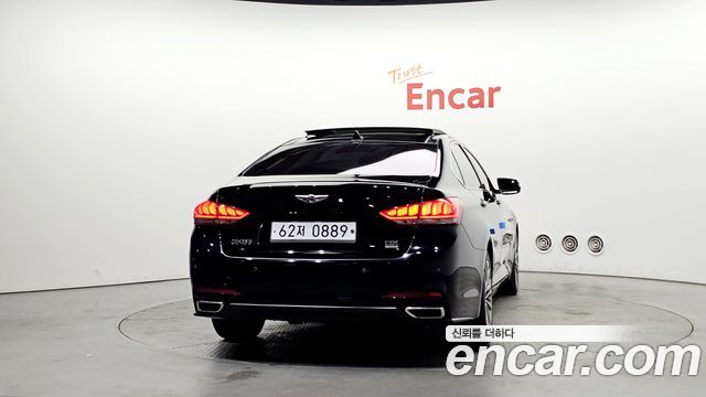 Hyundai Genesis из Кореи Encar