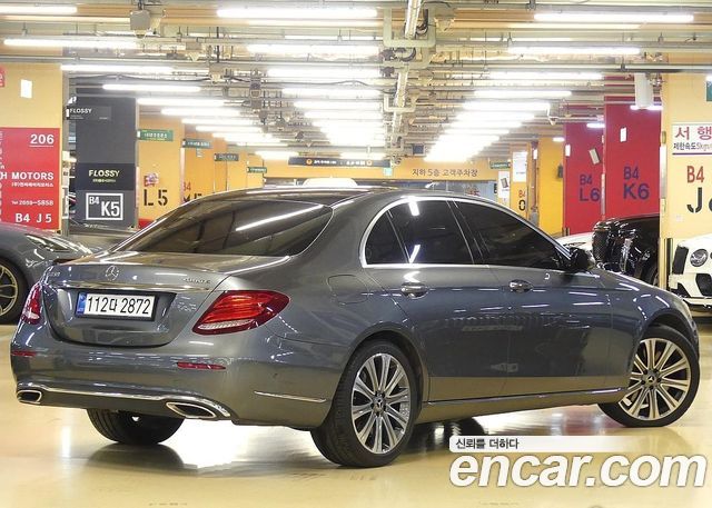 Mercedes-Benz E-Class из Кореи Encar