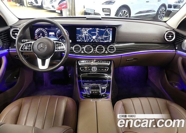 Mercedes-Benz E-Class из Кореи Encar