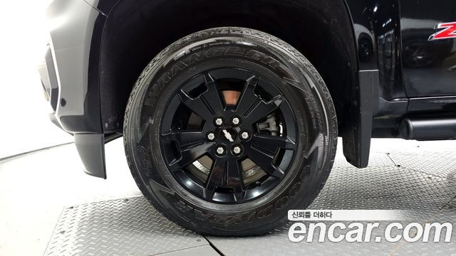 Chevrolet (Daewoo) Colorado 3.6 Z71-X Midnight 4WD — пробег 48 343 км