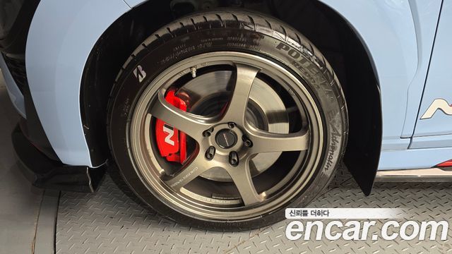 Hyundai Kona из Кореи Encar