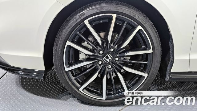 Honda Accord 2.0 Hybrid Touring — пробег 43 623 км