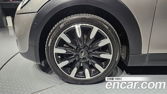 Mini Cooper Convertible Standard 3rd — пробег 50 419 км — фото 5 из 5