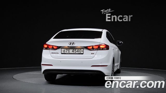 Hyundai AVANTE из Кореи Encar