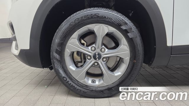 Kia Seltos из Кореи Encar