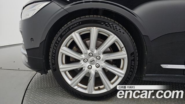 Volvo S90 из Кореи Encar