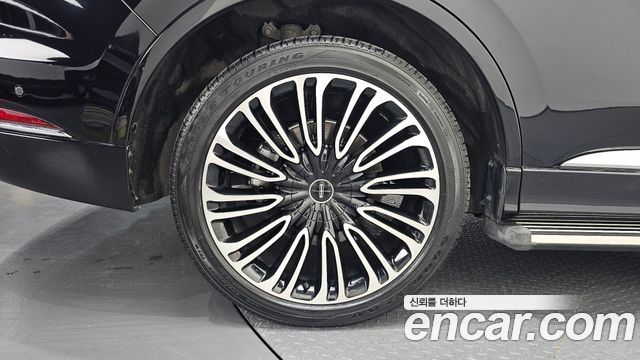 Lincoln Aviator 3.0 Black Label AWD — пробег 58 590 км — фото 5 из 5