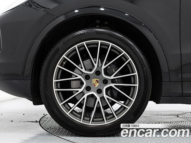 Porsche Cayenne 3.0 — пробег 34 570 км — фото 5 из 5