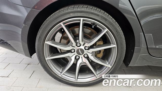 Genesis G70 из Кореи Encar