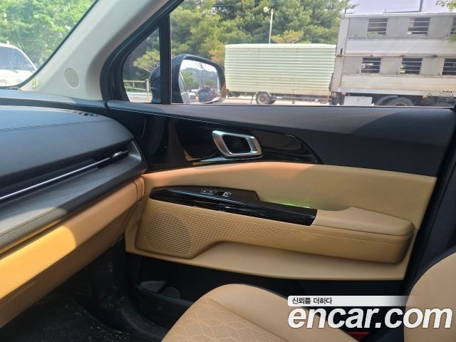 Kia Carnival 9-Seater Noblesse — пробег 54 000 км — фото 4 из 5
