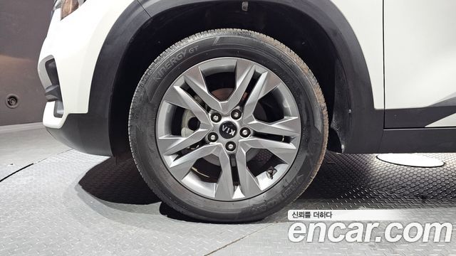 Kia Seltos из Кореи Encar