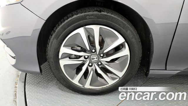 Honda Accord 2.0 Hybrid Touring — пробег 169 285 км