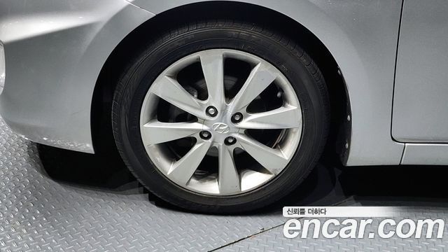 Hyundai Accent из Кореи Encar