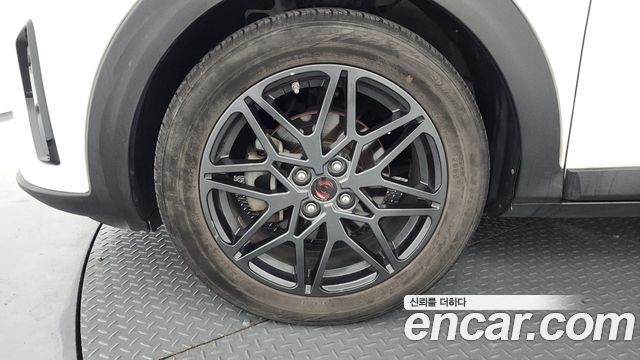 Kia Stonic из Кореи Encar