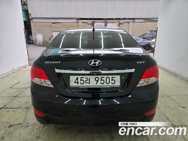 Hyundai Accent 1.4 VVT Premier — пробег 178 553 км — фото 5 из 5
