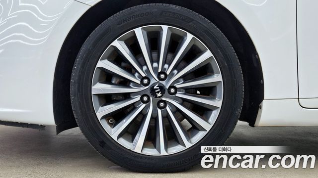 Kia K7 из Кореи Encar