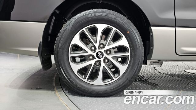 Hyundai Starex из Кореи Encar