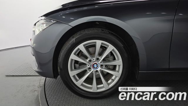 BMW 3-Series из Кореи Encar
