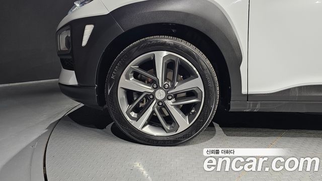 Hyundai Kona из Кореи Encar