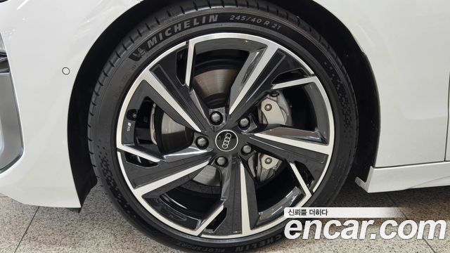 Audi A6 e-Tron из Кореи Encar