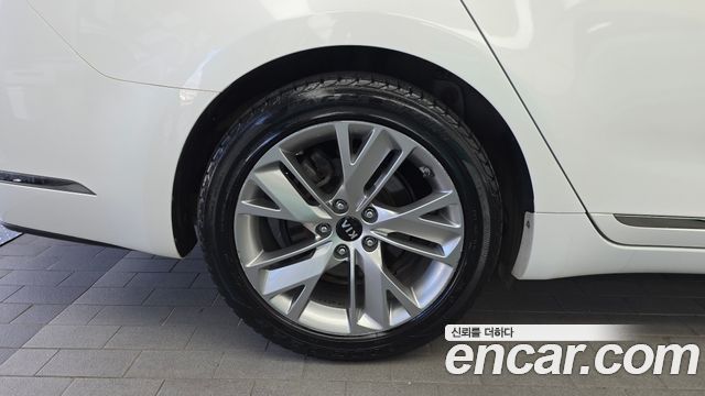 Kia K7 из Кореи Encar