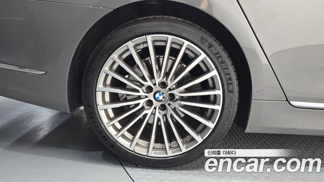 BMW 7-Series из Кореи Encar