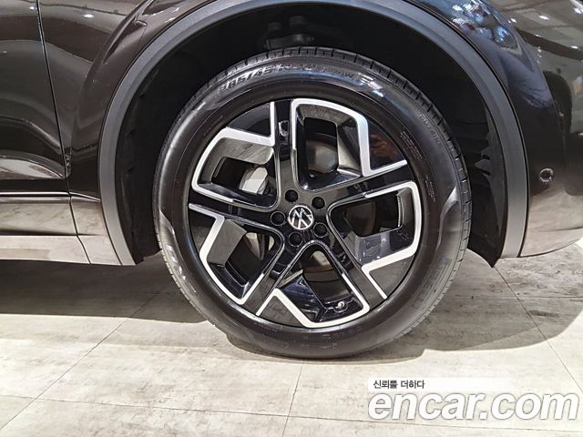 Volkswagen Touareg из Кореи Encar