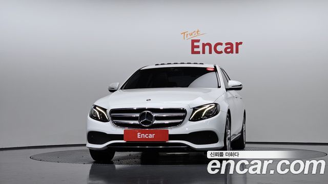 Mercedes-Benz E-Class из Кореи Encar
