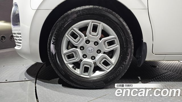 Hyundai Staria из Кореи Encar