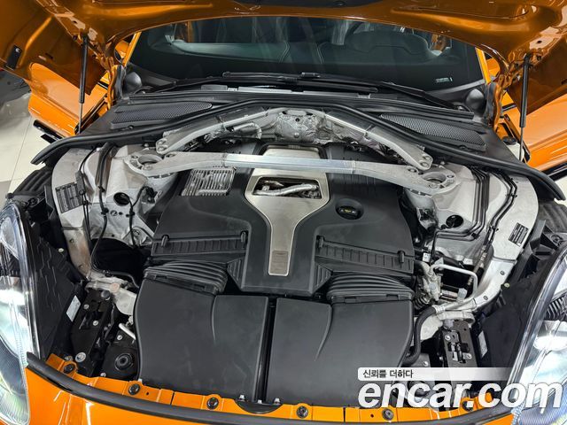 Astonmartin DBX 4.0 V8 707 — пробег 13 700 км