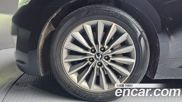 Hyundai Equus из Кореи Encar