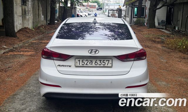 Hyundai AVANTE из Кореи Encar
