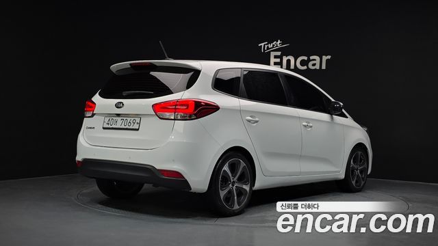 Kia Carens из Кореи Encar