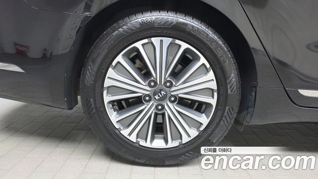 Kia K7 из Кореи Encar
