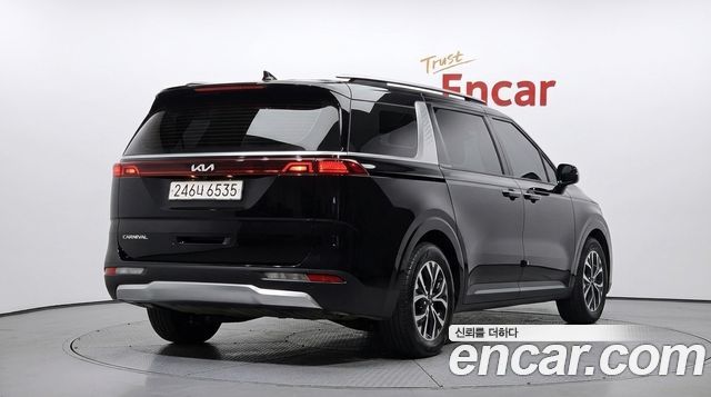 Kia Carnival из Кореи Encar