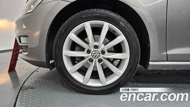 Volkswagen Golf из Кореи Encar