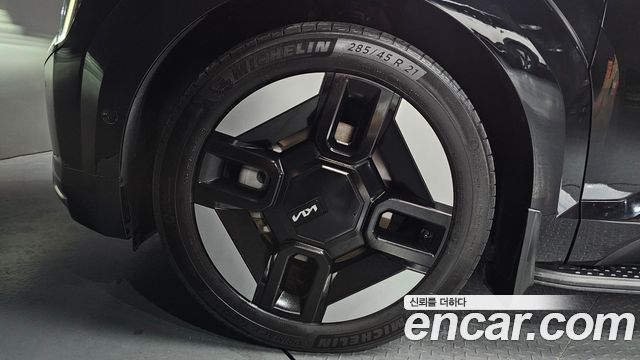 Kia EV9 из Кореи Encar